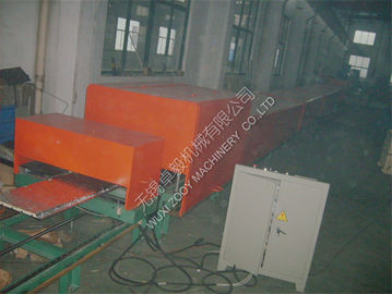 O cadena de producción de máquina del panel de bocadillo de la pared/de la PU del techo con hacer frente del papel de aluminio