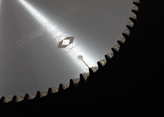Los japoneses para corte de metales de las hojas de sierra/54z 60z de la extremidad del cerametal inclinan la hoja de sierra fría 250m m 285m m