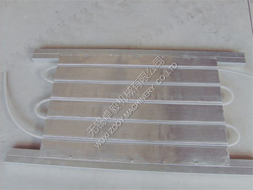O cadena de producción de máquina del panel de bocadillo de la pared/de la PU del techo con hacer frente del papel de aluminio