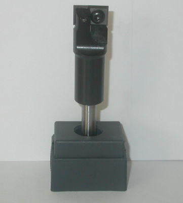 Parte inferior micro de la limpieza del CNC del carburo de tungsteno del grano mordida con los pedazos reversibles del router del CNC de los cuchillos