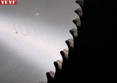 el corte de los 450MM que corta las hojas de sierra de aluminio de acrílico con Ceratizit inclina base silenciosa